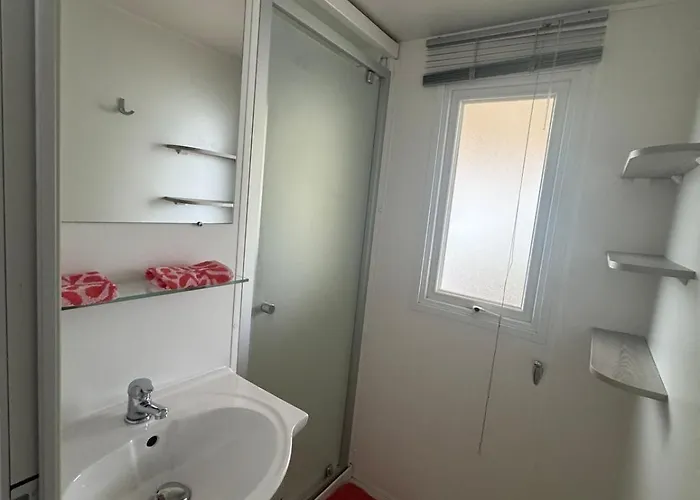 Apartment 166 6 A 8 Pers 4 Etoiles Siblu Des Reves Lattes